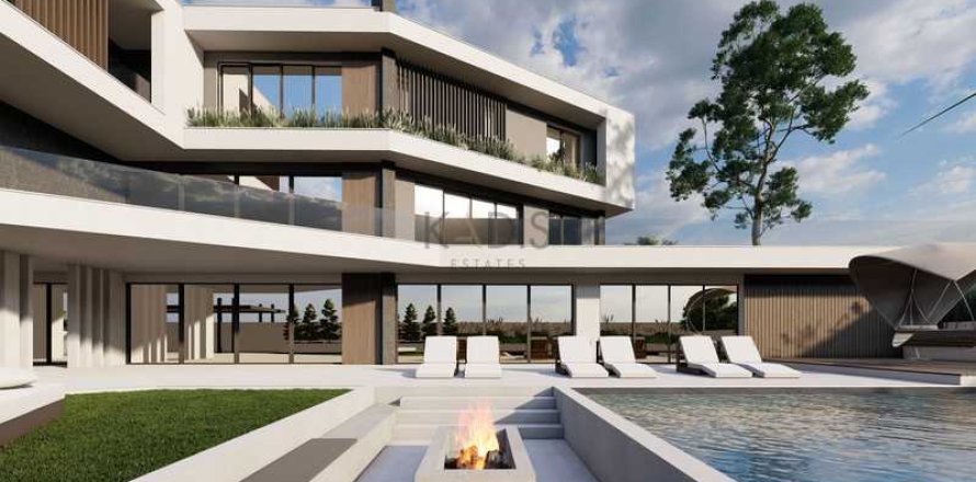 4 bedrooms Villa in Agios Athanasios, Cyprus No. 100703