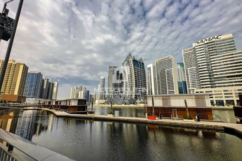 1 bedroom Apartment in Hai Ba Trung, Vietnam No. 93605 12