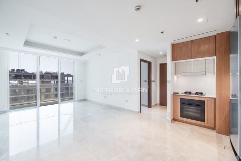 1 bedroom Apartment in EMAAR Beachfront, UAE No. 94685