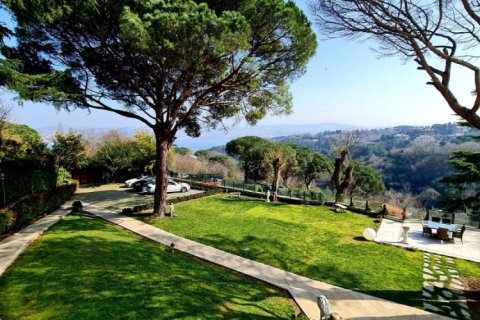 8 bedrooms Villa in Khanh Hoa, Vietnam No. 14996 11