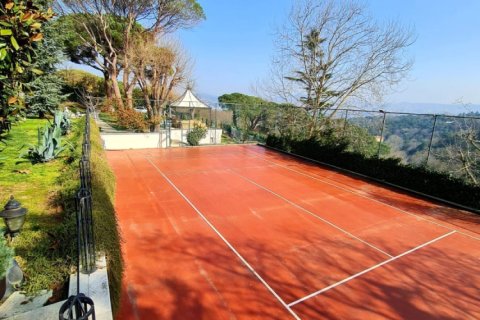 8 bedrooms Villa in Khanh Hoa, Vietnam No. 14996 4