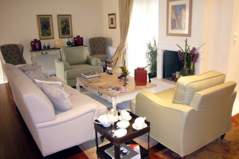 3 bedrooms Maisonette in Vari, Greece No. 107664 17