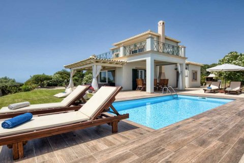 3 bedrooms Villa in Corfu, Greece No. 107686 2