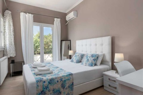 3 bedrooms Villa in Corfu, Greece No. 107686 27