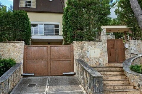 5 bedrooms House in Ekali, Greece No. 108364 1