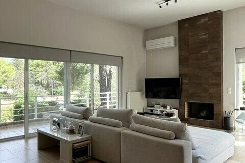 5 bedrooms House in Ekali, Greece No. 108364 2