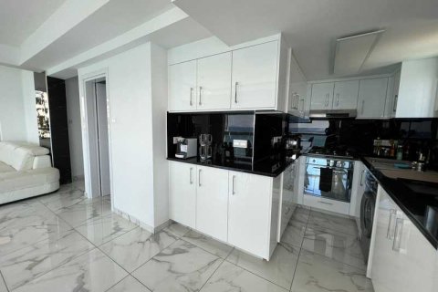3 dormitorios Apartment en Limassol, Cyprus No. 35004 10