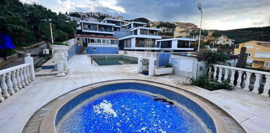 3 dormitorios Villa en Alanya, Turkey No. 114083