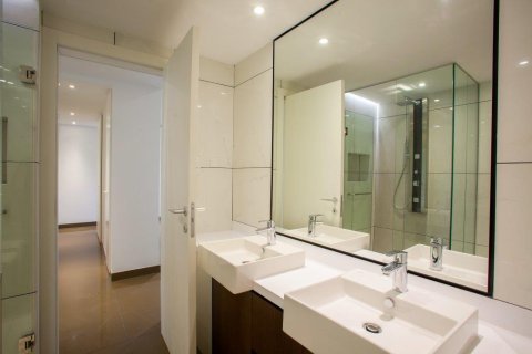 3 bedrooms Apartment in Paphos, Cyprus No. 83468 17