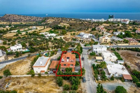 315m² Villa in Limassol, Cyprus No. 105095 3