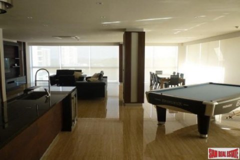 2 bedrooms Penthouse in Pattaya, Thailand No. 96846 7