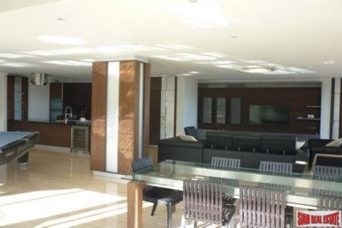 2 bedrooms Penthouse in Pattaya, Thailand No. 96846 2