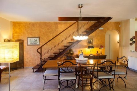 3 bedrooms Villa in Corfu, Greece No. 108924 8