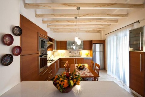 3 bedrooms Villa in Corfu, Greece No. 108924 7