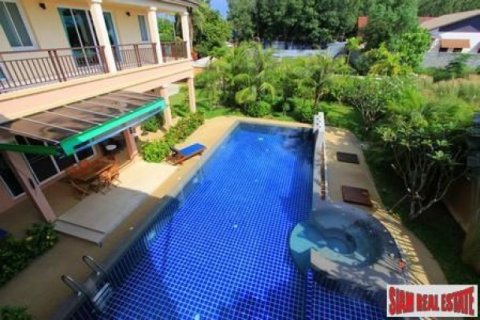 4 bedrooms Villa in Rawai, Thailand No. 95660 12