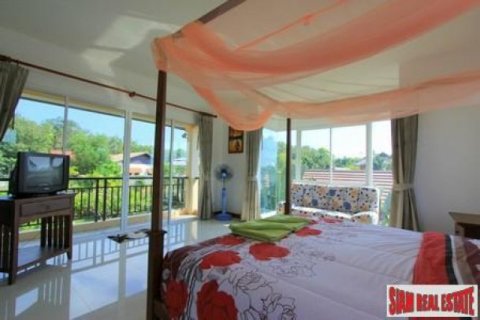 4 bedrooms Villa in Rawai, Thailand No. 95660 16