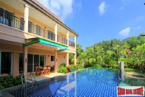 4 bedrooms Villa in Rawai, Thailand No. 95660 13