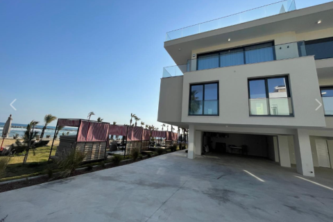 2 chambres Appartement à Larnaca, Cyprus No. 66657 7