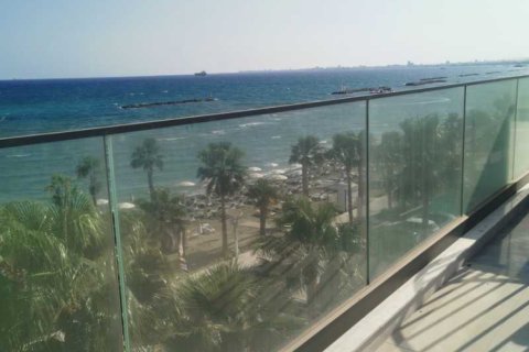 2 chambres Appartement à Larnaca, Cyprus No. 66657 8