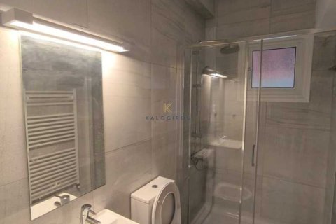 5 bedrooms House in Pervolia, Cyprus No. 101394 16