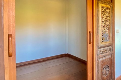 8 bedrooms House in Chiang Mai, Thailand No. 98251 24