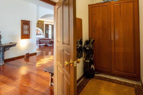 8 bedrooms House in Chiang Mai, Thailand No. 98251 19