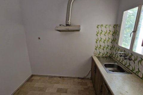 13 rooms Building in Athens, Greece No. 55414 7