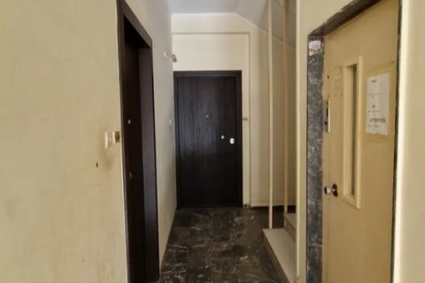 13 rooms Building in Athens, Greece No. 55414 3