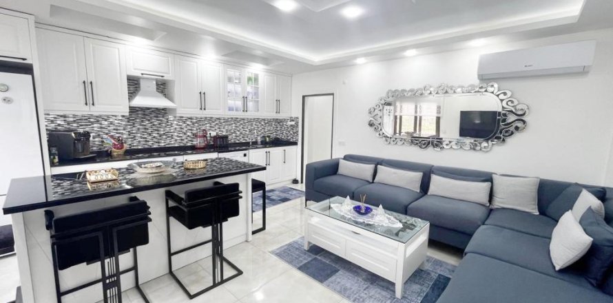 Квартира с 3 комнатами в Кестель, Турция №113724