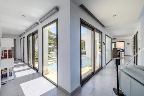 5 bedrooms Villa in My Loc, Vietnam No. 83752 9