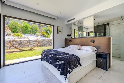 5 bedrooms Villa in My Loc, Vietnam No. 83752 4
