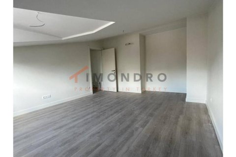 5 bedrooms Apartment in Hai Ba Trung, Vietnam No. 17419 8