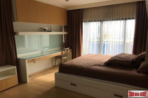 2 bedrooms Apartment in Bangkok, Thailand No. 96837 12