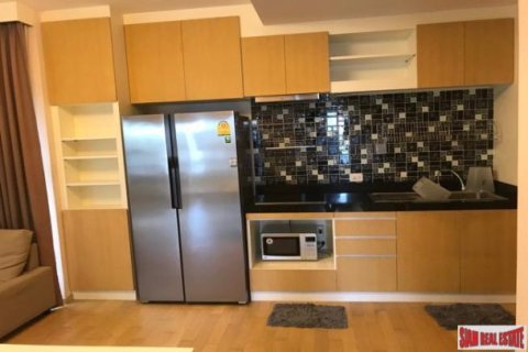 2 bedrooms Apartment in Bangkok, Thailand No. 96837 10