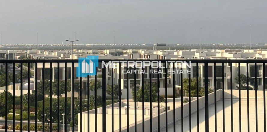 2 bedrooms Apartment in Abu Dhabi, UAE No. 113367