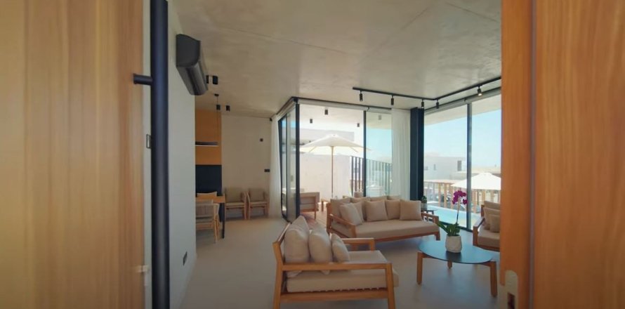 2 bedrooms Maisonette in Chloraka, Cyprus No. 37156