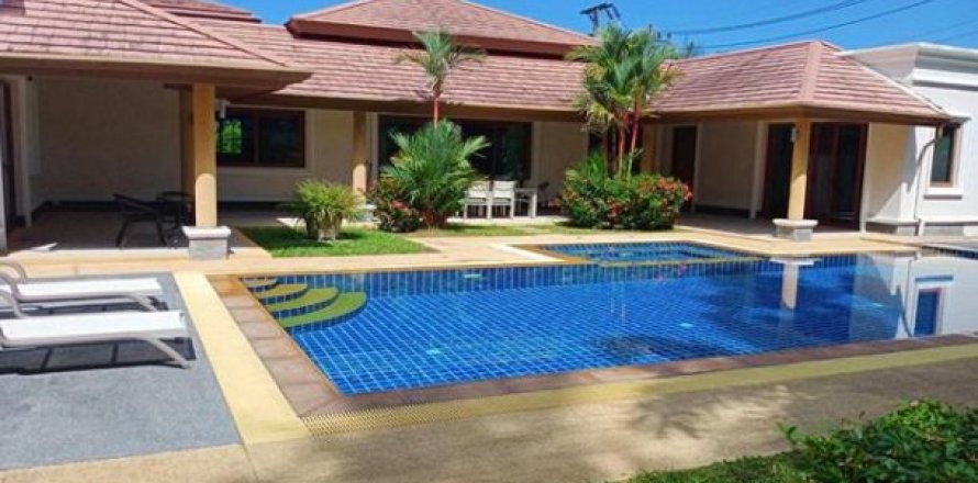 Вилла с 4 спальнями на Пхукет, Таиланд №97226