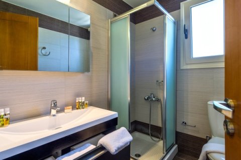 4 bedrooms Villa in Chania, Greece No. 24087 14