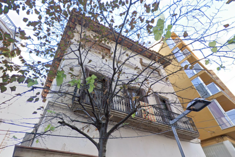 355m² Commercial property in Lloret de Mar, Spain No. 26405