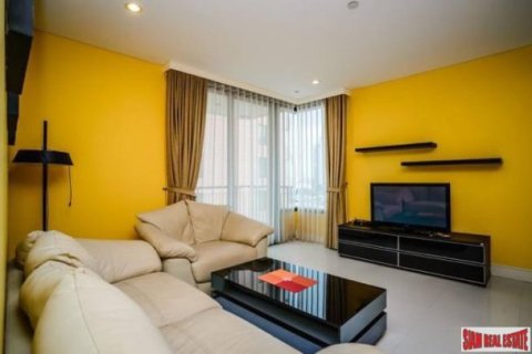 2 bedrooms Apartment in Bangkok, Thailand No. 95970 3