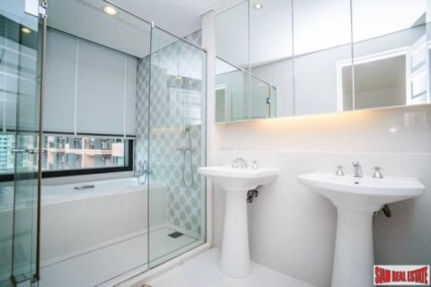 2 bedrooms Apartment in Bangkok, Thailand No. 95970 14