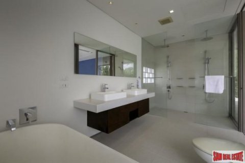 3 bedrooms Apartment in Phuket, Thailand No. 95635 2