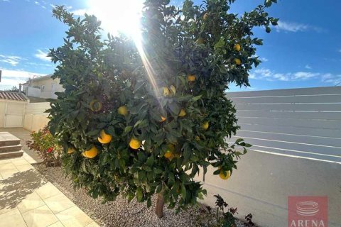 5 bedrooms Villa in Larnaca, Cyprus No. 79648 7