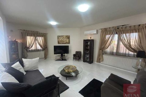5 bedrooms Villa in Larnaca, Cyprus No. 79648 8