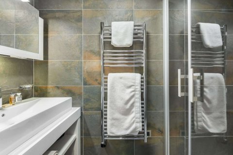 4 bedrooms Apartment in Savoie, France No. 99516 13