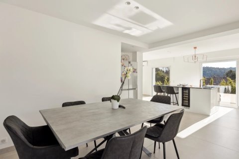 4 chambres Villa à Mouans-Sartoux, France No. 76657 7