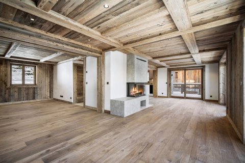 5 bedrooms House in Les Belleville, France No. 100075 3