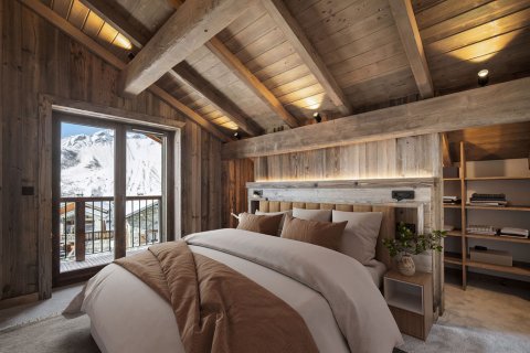 5 bedrooms House in Les Belleville, France No. 100075 8