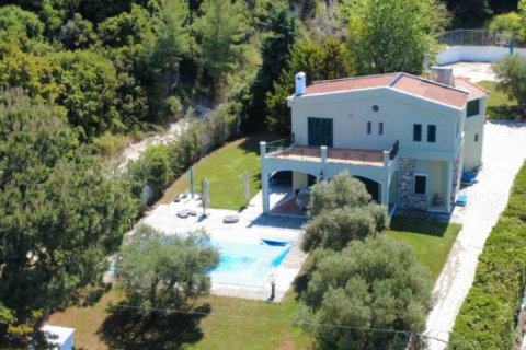 6 bedrooms Villa in Chalkidiki, Greece No. 110081 3