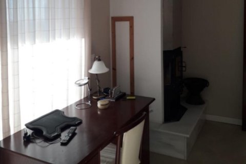 4 bedrooms House in Chrysoupoli, Greece No. 55520 11